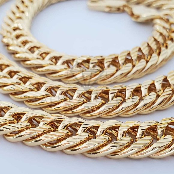 18K Gold Plated 9mm/24" Cuban Double Link Chain - Picture 2 of 8